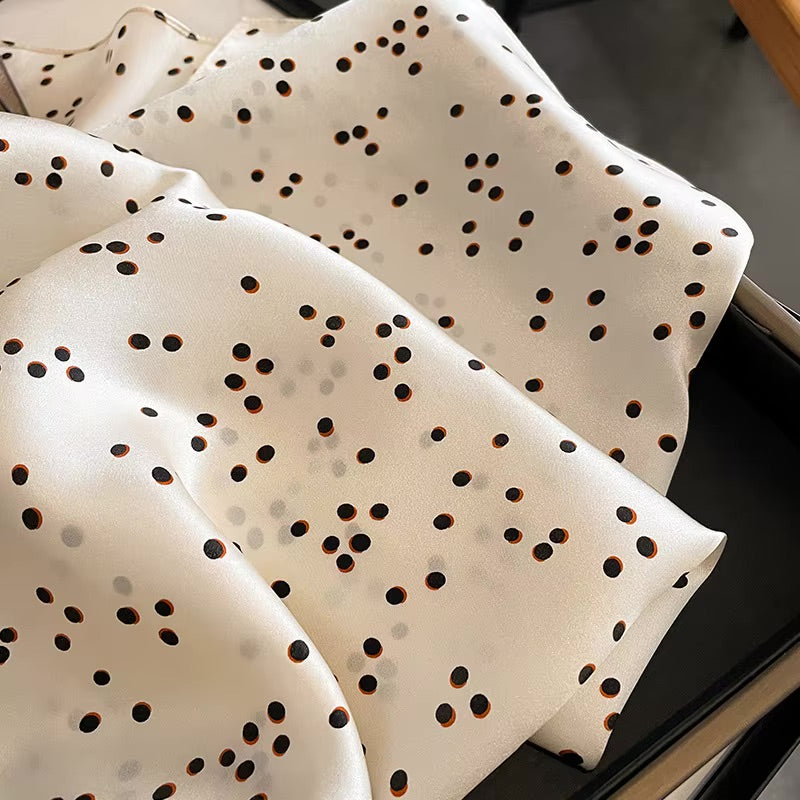 Blue Dotted 65